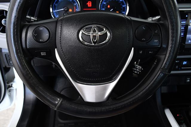 2017 Toyota Corolla LE CVT - 22854590 - 19