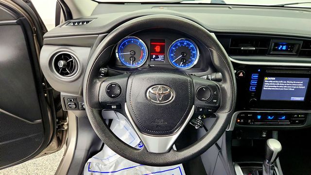 2017 Toyota Corolla LE CVT - 23018143 - 12