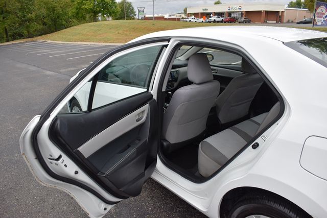 2017 Toyota Corolla LE CVT Automatic - 23094067 - 31