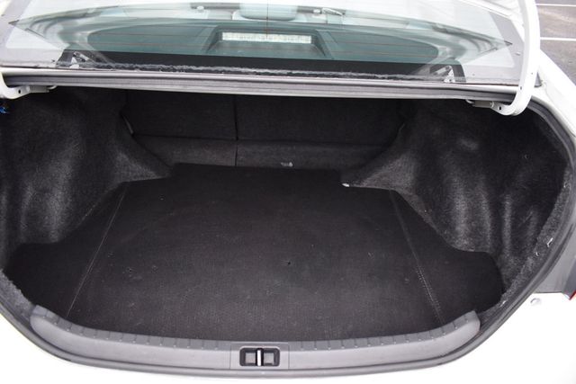 2017 Toyota Corolla LE CVT Automatic - 23094067 - 33
