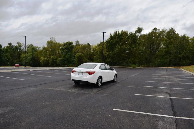 2017 Toyota Corolla LE CVT Automatic - 23094067 - 38