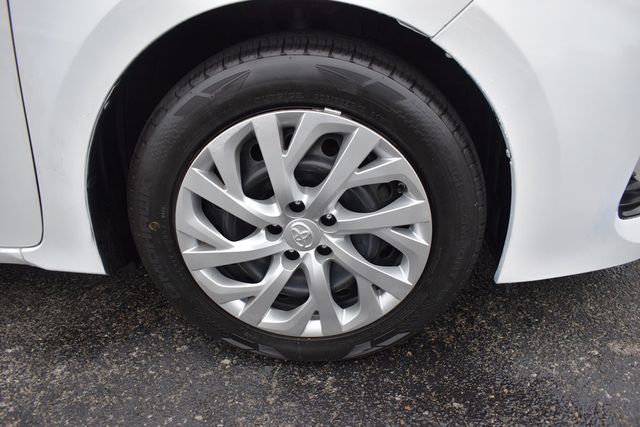 2017 Toyota Corolla LE CVT Automatic - 23094067 - 43