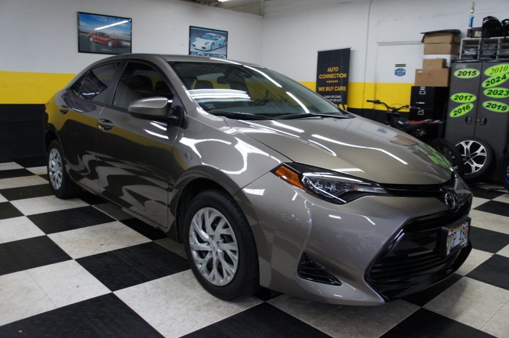 2017 Toyota Corolla Low Mileage - 22724124 - 1