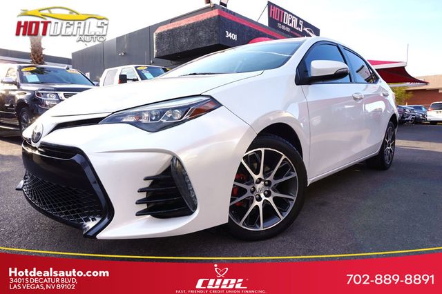 2017 Toyota Corolla LOW MILES, NAVIGATION, BACKUP CAMERA, KEYLESS ENTRY & START - 23014499 - 0