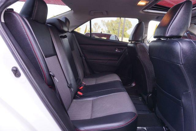 2017 Toyota Corolla LOW MILES, NAVIGATION, BACKUP CAMERA, KEYLESS ENTRY & START - 23014499 - 13