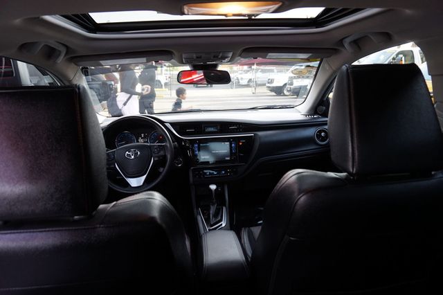 2017 Toyota Corolla LOW MILES, NAVIGATION, BACKUP CAMERA, KEYLESS ENTRY & START - 23014499 - 16