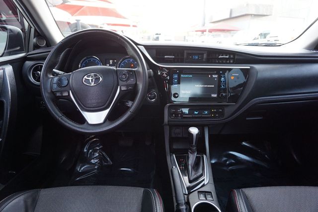 2017 Toyota Corolla LOW MILES, NAVIGATION, BACKUP CAMERA, KEYLESS ENTRY & START - 23014499 - 17