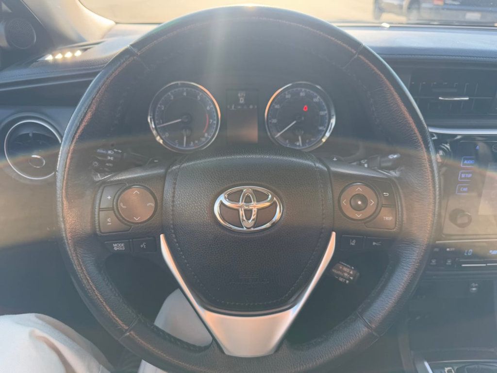 2017 Toyota Corolla SE - 22694728 - 19