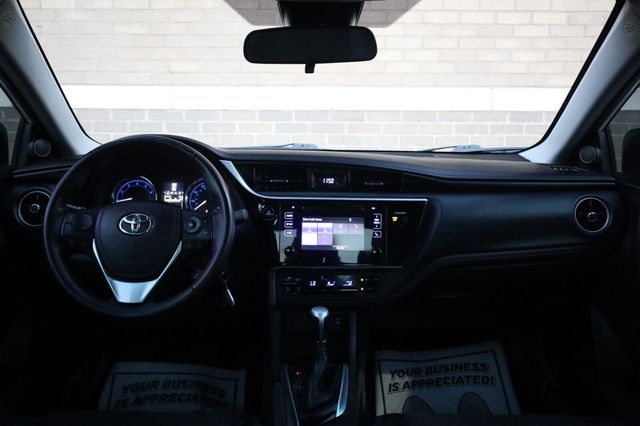 2017 Toyota Corolla SE - 23095857 - 28