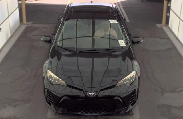 2017 Toyota Corolla SE - 23086325 - 1