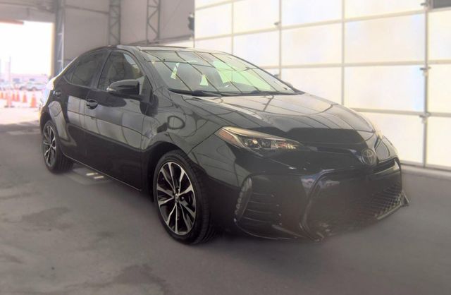 2017 Toyota Corolla SE - 23086325 - 2