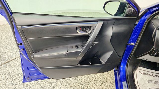 2017 Toyota Corolla SE CVT - 23026303 - 9