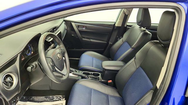 2017 Toyota Corolla SE CVT - 23026303 - 18