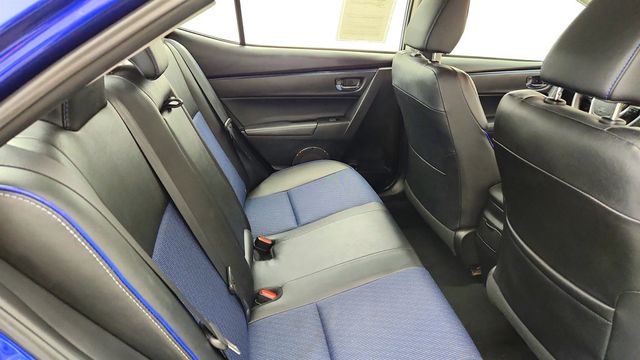 2017 Toyota Corolla SE CVT - 23026303 - 21