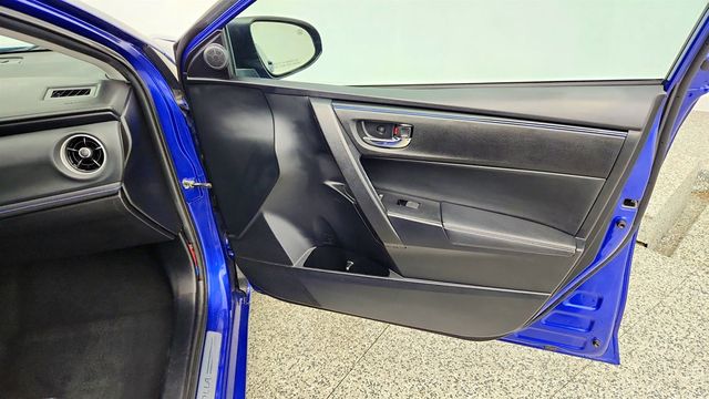 2017 Toyota Corolla SE CVT - 23026303 - 24