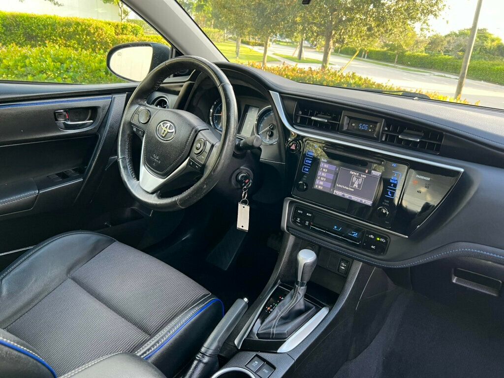 2017 Toyota Corolla SE CVT Automatic - 22566509 - 4