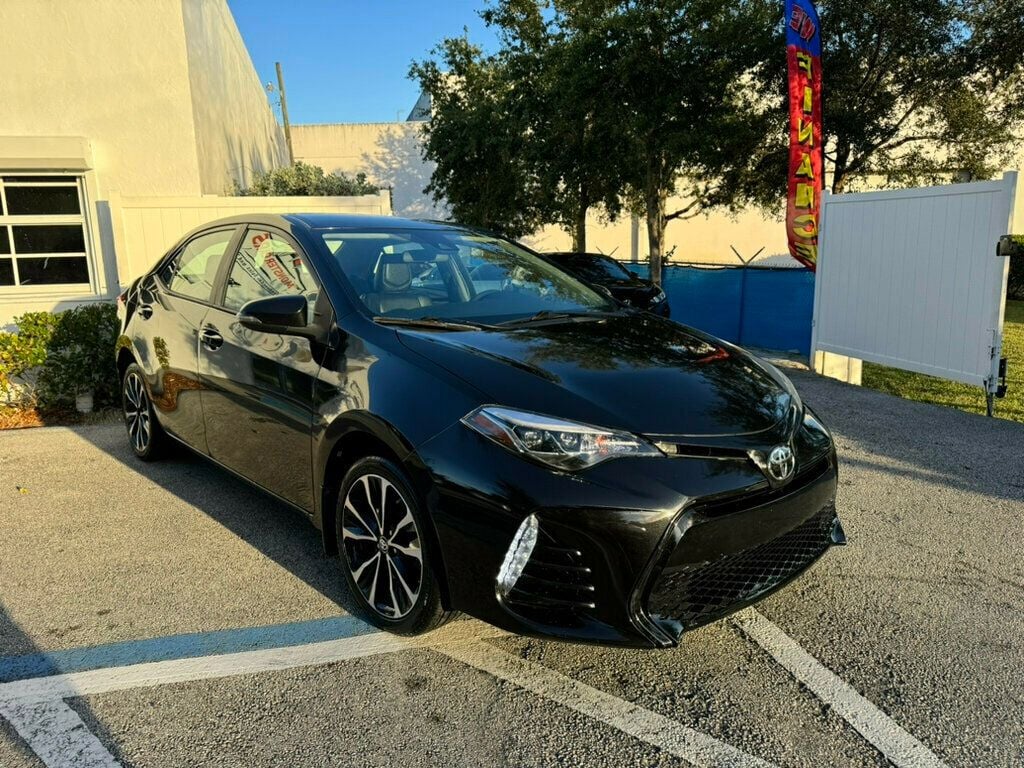 2017 Toyota Corolla SE CVT Automatic - 22715693 - 0