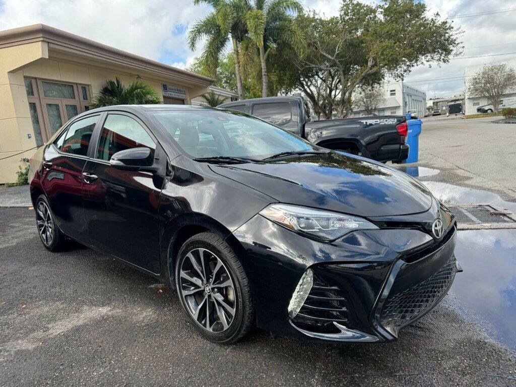 2017 Toyota Corolla SE CVT Automatic - 22992825 - 1