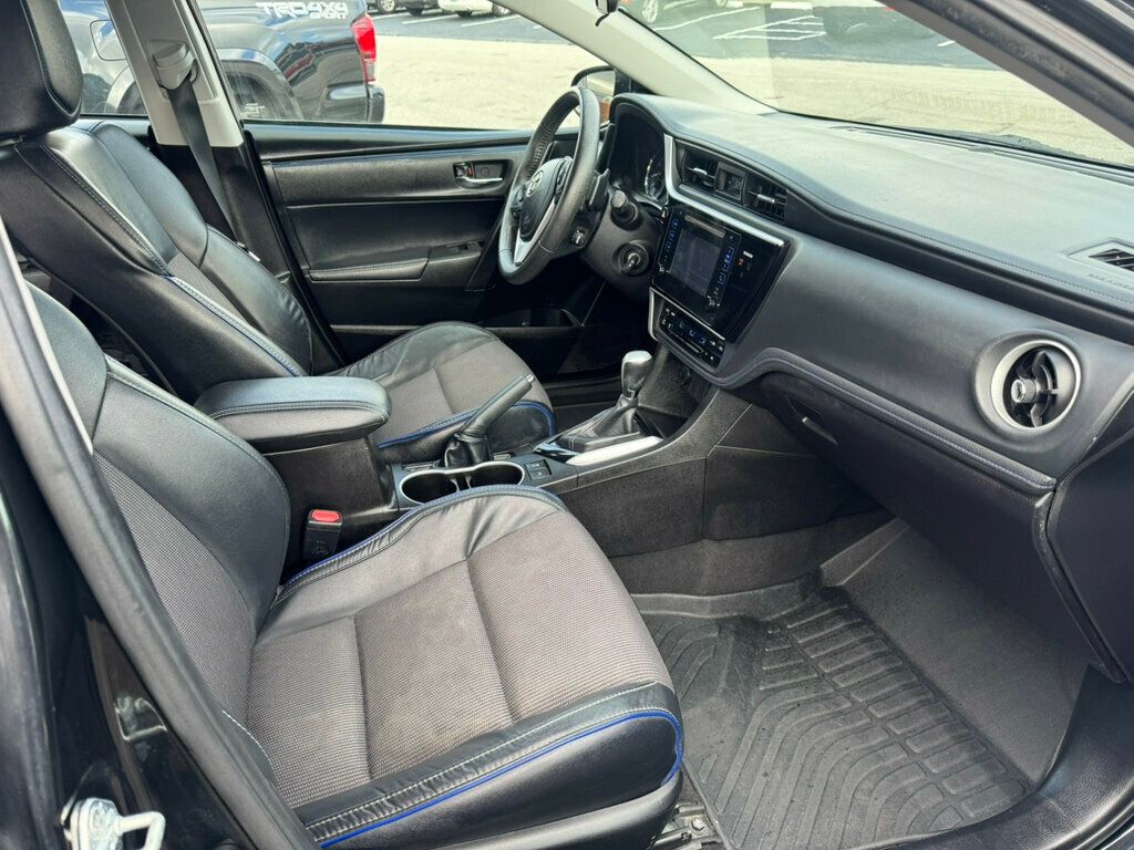 2017 Toyota Corolla SE CVT Automatic - 22992825 - 4