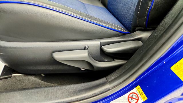 2017 Toyota Corolla SE CVT w/ Body Protection Pkg - 23026303 - 10