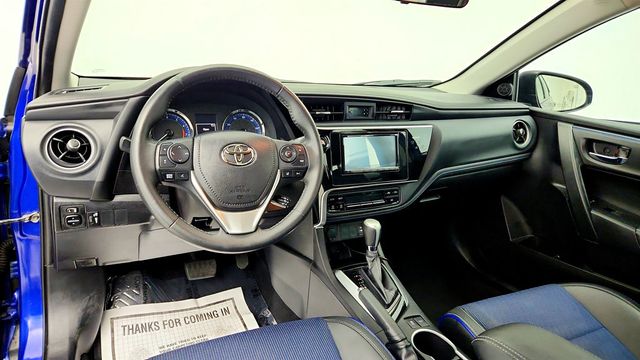 2017 Toyota Corolla SE CVT w/ Body Protection Pkg - 23026303 - 11