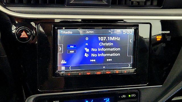 2017 Toyota Corolla SE CVT w/ Body Protection Pkg - 23026303 - 17