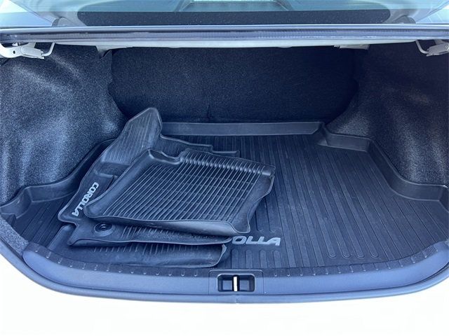 2017 Toyota Corolla XSE - 22953746 - 13