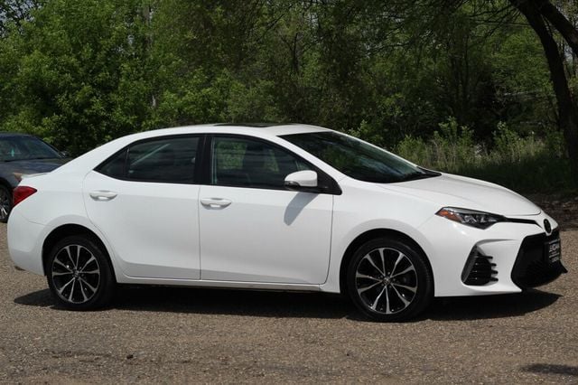 2017 Toyota Corolla XSE LOADED W/ NAVIGATION, LEATHER HTD SEATS, MOONROOF  - 23030979 - 0