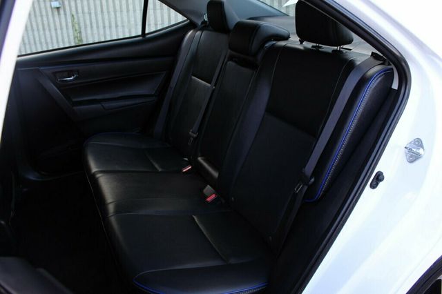 2017 Toyota Corolla XSE LOADED W/ NAVIGATION, LEATHER HTD SEATS, MOONROOF  - 23030979 - 24