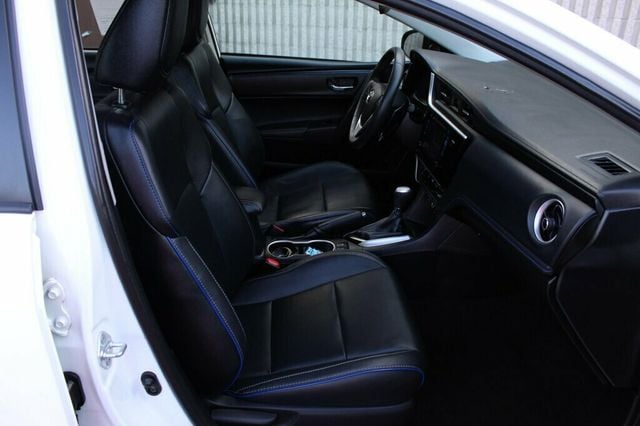 2017 Toyota Corolla XSE LOADED W/ NAVIGATION, LEATHER HTD SEATS, MOONROOF  - 23030979 - 6