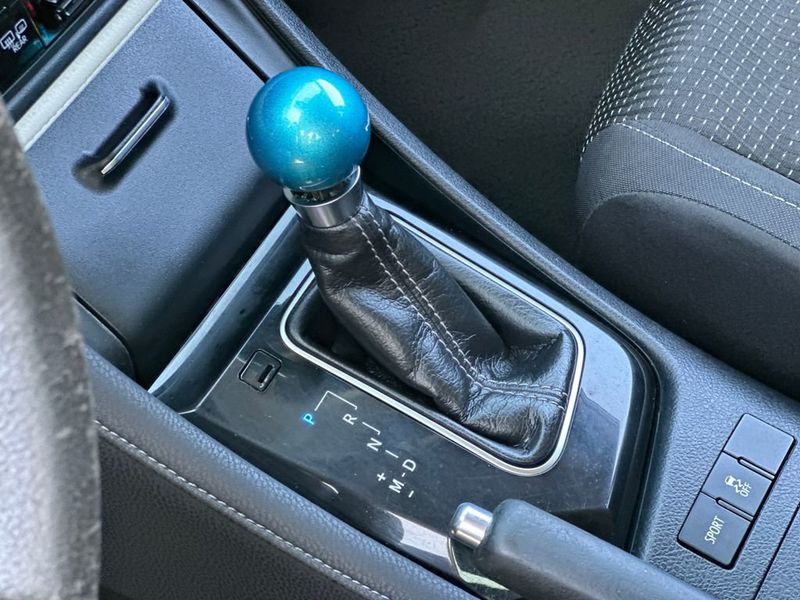 2017 Toyota Corolla iM Base - 22988816 - 17