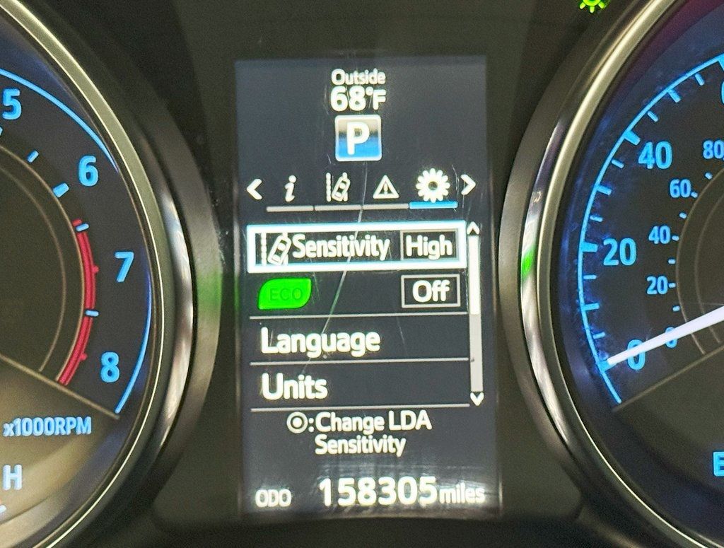 2017 Toyota Corolla iM Base - 22923180 - 13