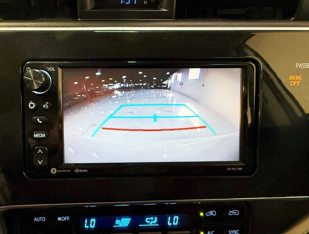 2017 Toyota Corolla iM Base - 22923180 - 16