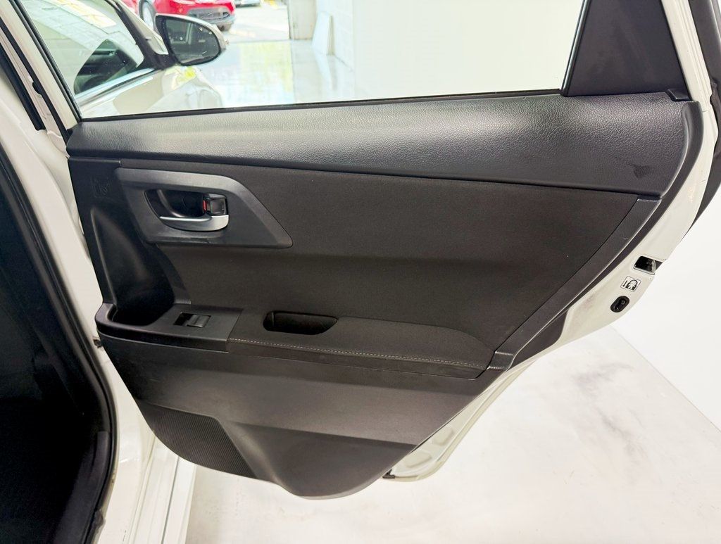 2017 Toyota Corolla iM Base - 22923180 - 30