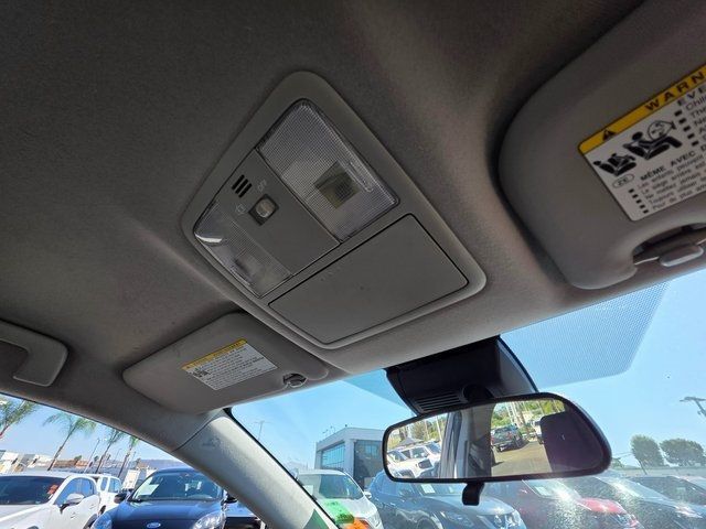 2017 Toyota Corolla iM Base - 22900337 - 9