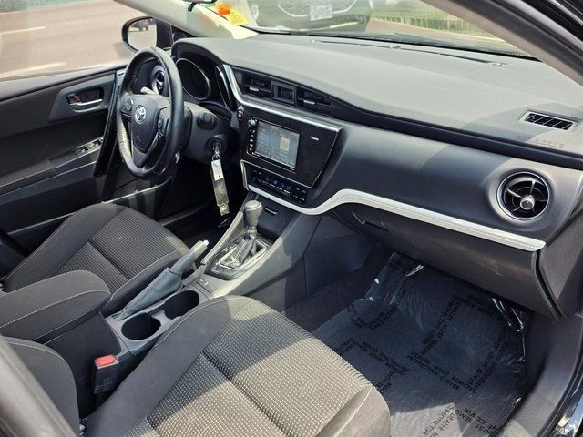 2017 Toyota Corolla iM Base - 22900337 - 1
