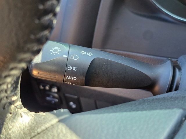 2017 Toyota Corolla iM Base - 22900337 - 34