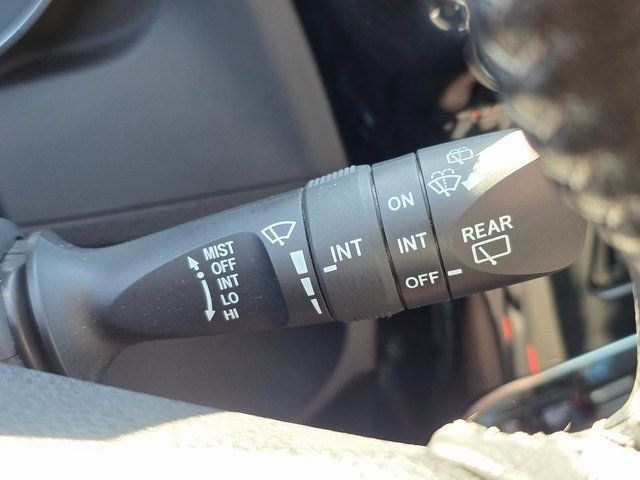 2017 Toyota Corolla iM Base - 22900337 - 35