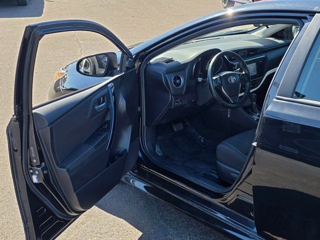 2017 Toyota Corolla iM Base - 22900337 - 37