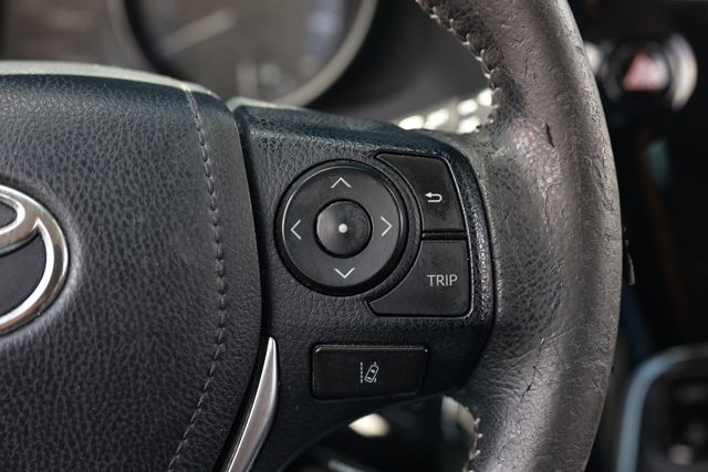 2017 Toyota Corolla iM CVT - 23043295 - 29