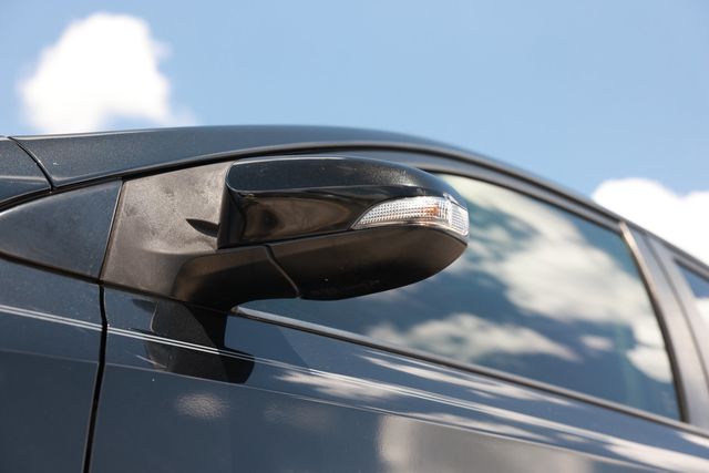 2017 Toyota Corolla iM CVT - 23043295 - 38