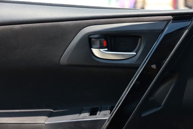 2017 Toyota Corolla iM CVT - 23043295 - 45