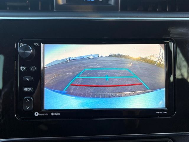 2017 Toyota Corolla iM CVT Automatic - 22947041 - 28