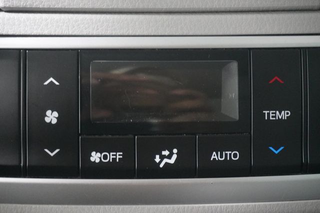 2017 Toyota Highlander  - 23032805 - 13