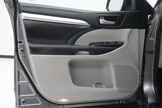 2017 Toyota Highlander  - 23032805 - 14