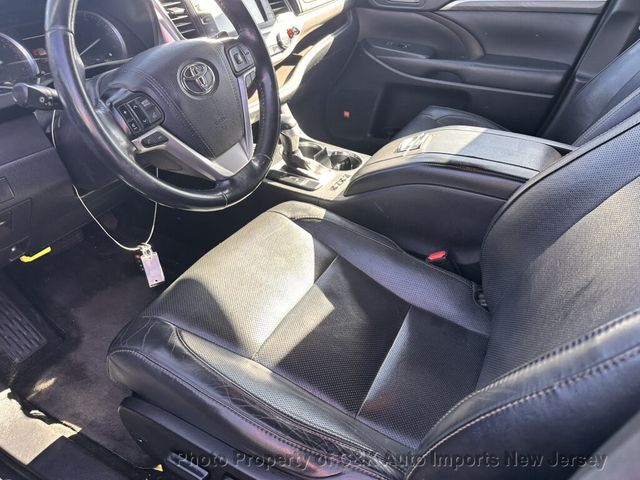 2017 Toyota Highlander  - 23097448 - 4