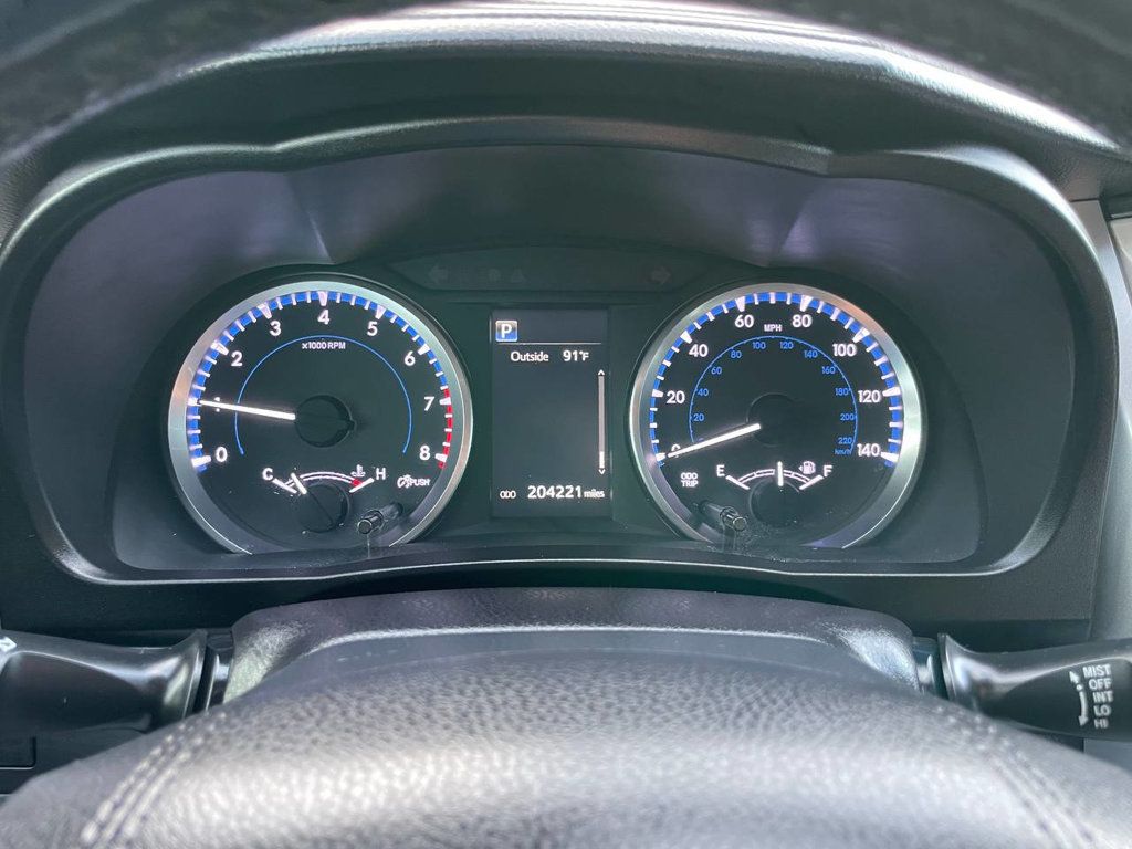 2017 Toyota Highlander LE Plus photo 17