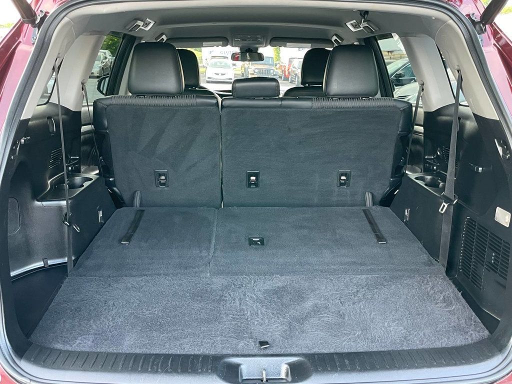 2017 Toyota Highlander LE Plus photo 24