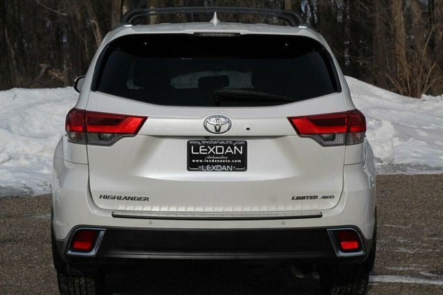 2017 Toyota Highlander