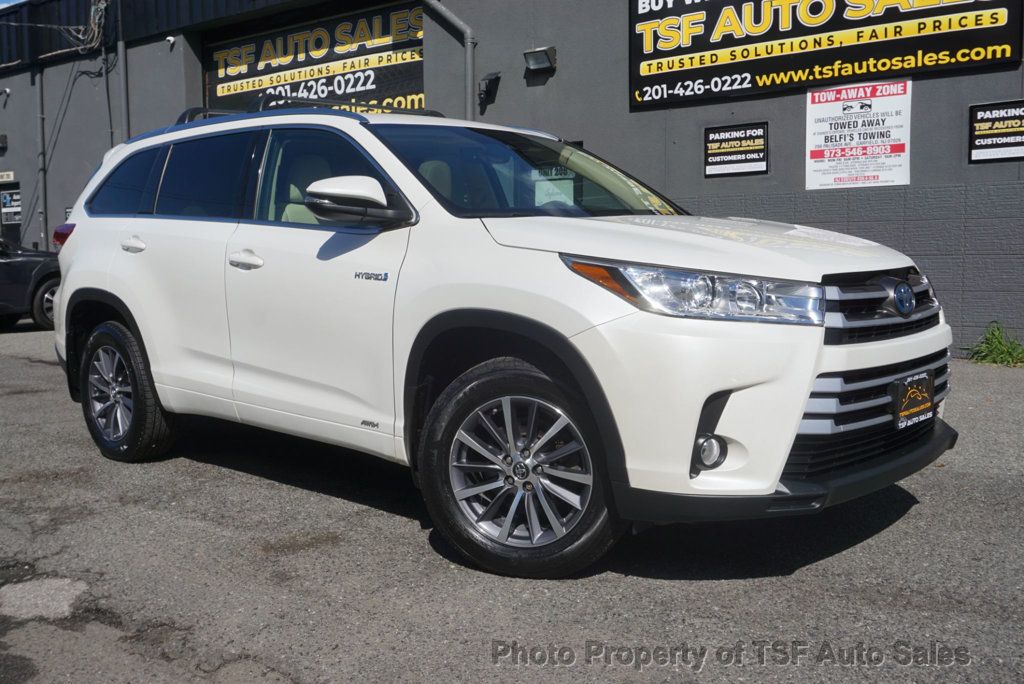 2017 Toyota Highlander Hybrid XLE V6 AWD NAVIGATION REAR CAMERA SUNROOF 3RD ROW SEAT  - 23091948 - 0